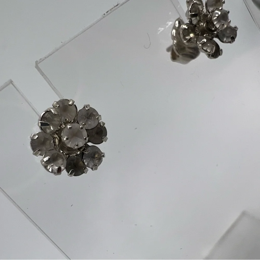 Vintage Avon Flower Earrings - Silver Toned with Crystals